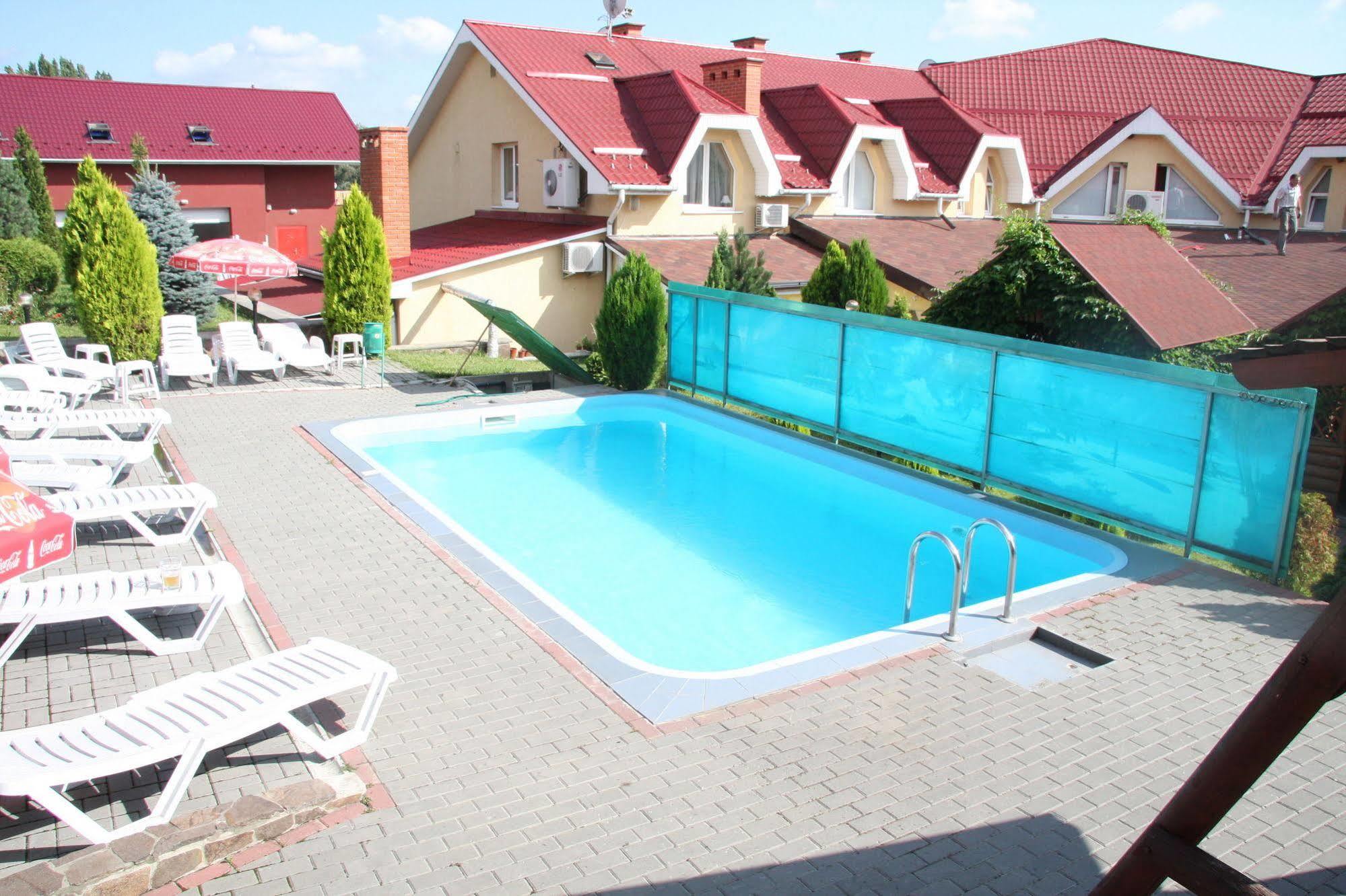 Europe Hotel อุชโฮรอด ภายนอก รูปภาพ
